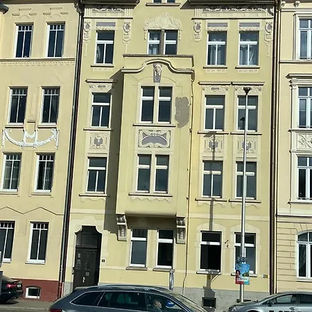 Eg