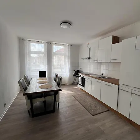 Eg Apartment *